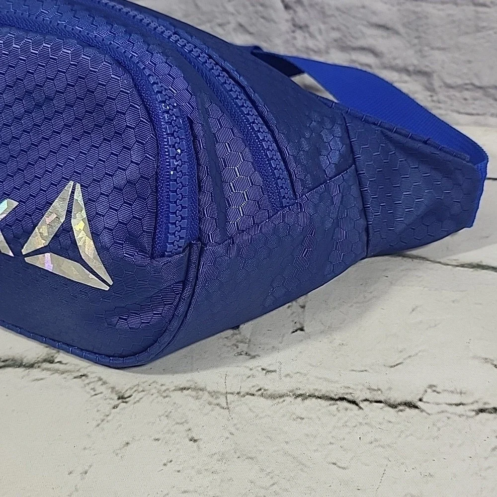 Reebok Xenon Fanny Pack Waist Bag Blue Unisex One‎ Size Adjustable Strap